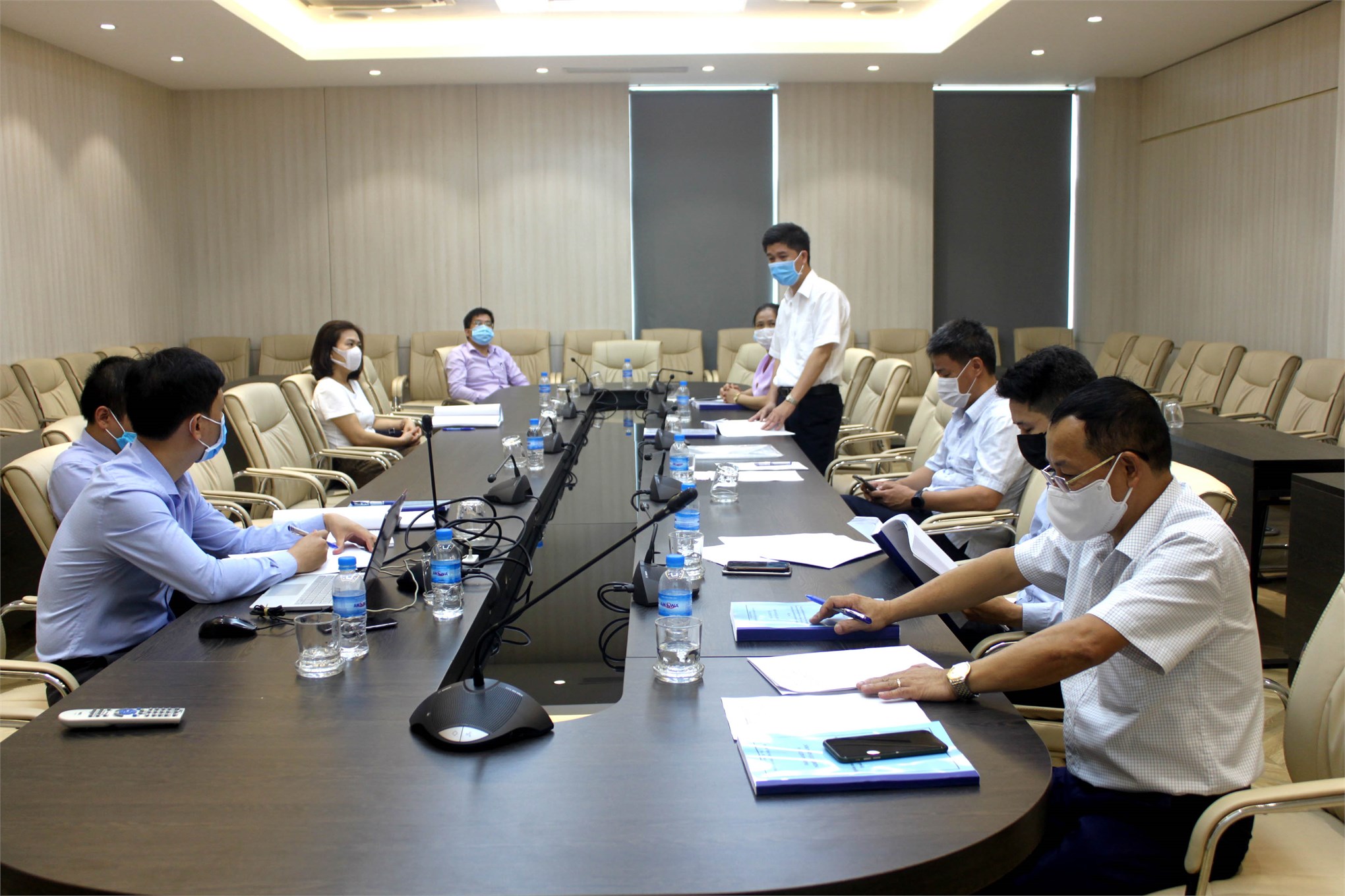 Nghiệm thu đề tài NCKH cấp trường: ‘‘Nghiên cứu mối quan hệ giữa mức độ công bố thông tin phát triển bền vững và hiệu quả kinh doanh của các doanh nghiệp niêm yết trên thị trường chứng khoán Việt Nam ”