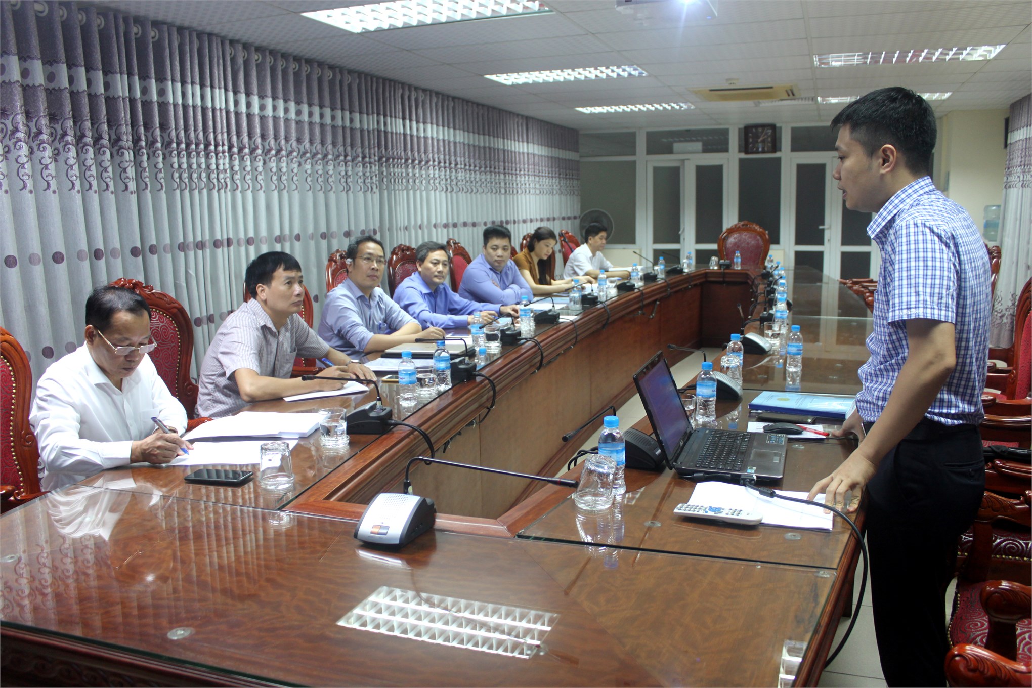 Nghiệm thu đề tài NCKH “Nghiên cứu phát triển bền vững doanh nghiệp công nghiệp nhỏ và vừa tại thành phố Hà Nội”