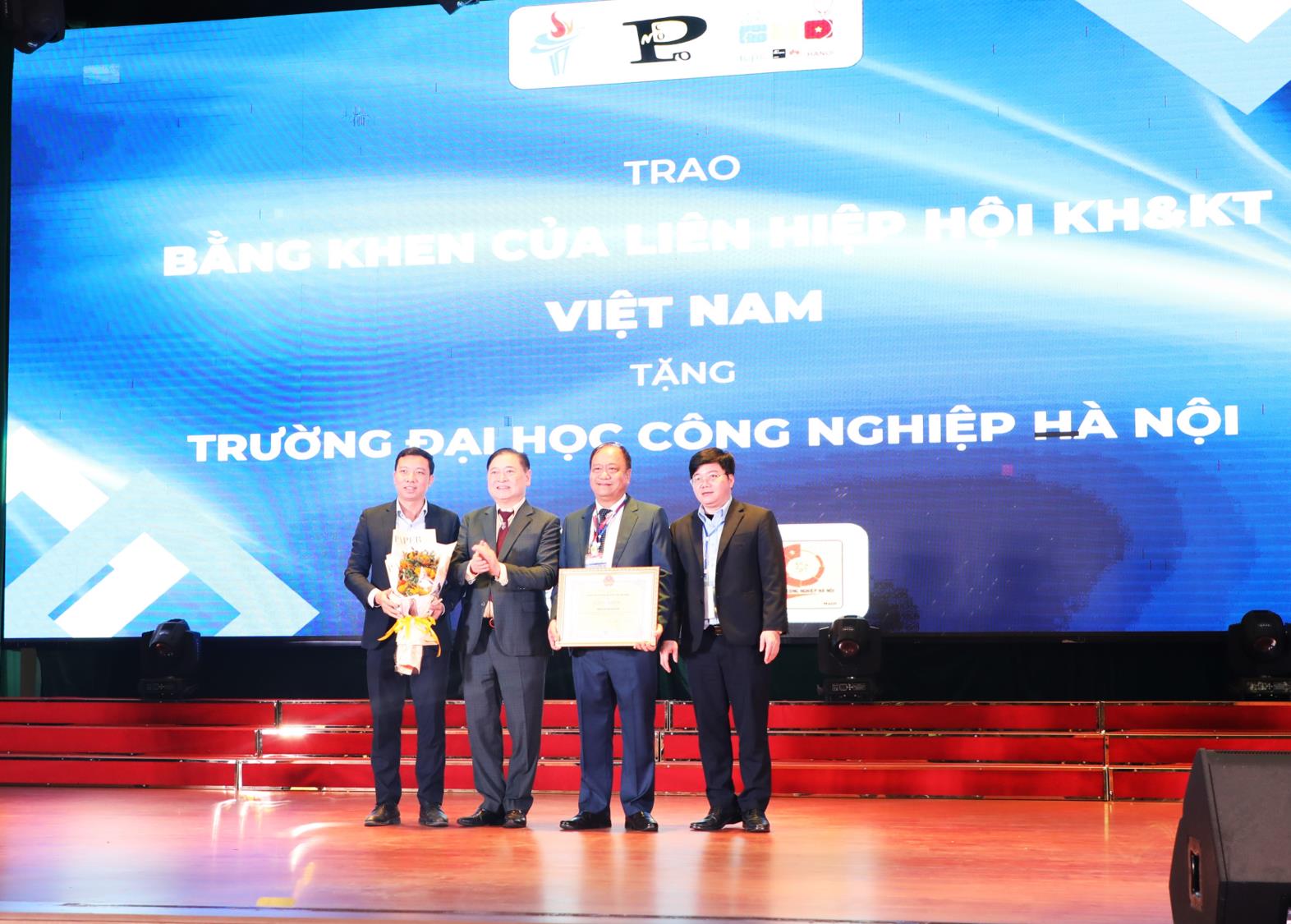 Khai mạc Olympic Tin học Sinh viên Việt Nam lần thứ 33, cuộc thi PROCON Việt Nam và trao giải Kỳ thi lập trình sinh viên quốc gia ICPC Việt Nam