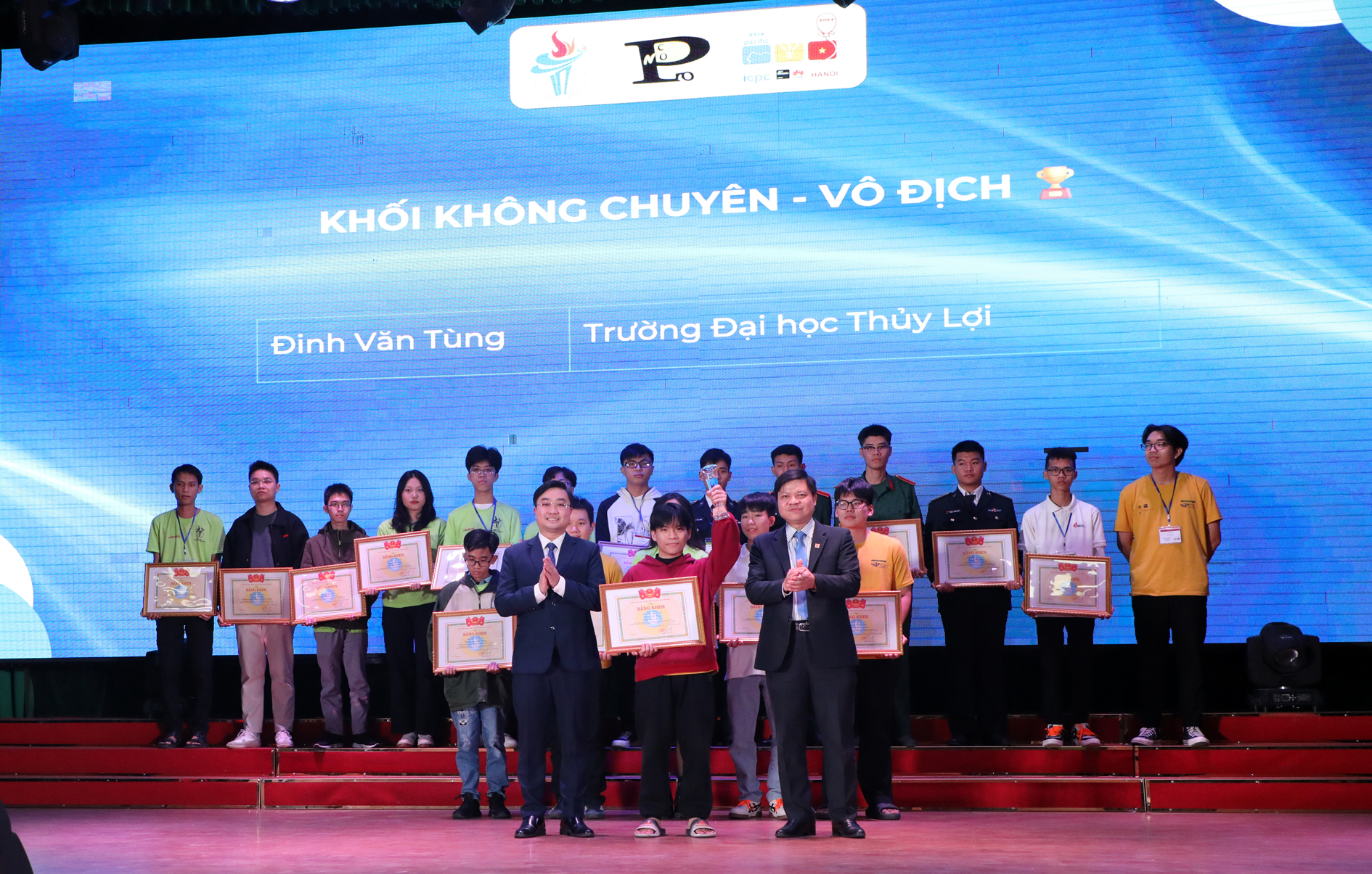 Lễ bế mạc OLP’24 - Procon - ICPC Asia Hanoi: Quy tụ những sinh viên CNTT xuất sắc - Việt Nam giành 2 Huy chương Vàng tại ICPC Asia Hanoi 2024.