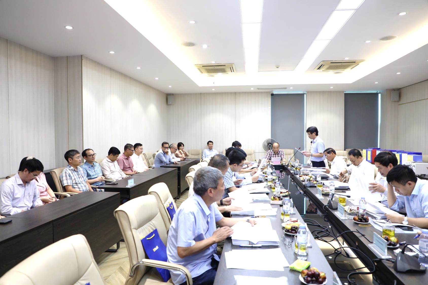 Hội đồng Giáo sư cơ sở Trường Đại học Công nghiệp Hà Nội tổ chức họp xét chọn ứng viên đạt tiêu chuẩn chức danh Giáo sư, Phó giáo sư năm 2025