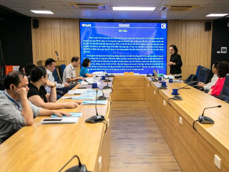 Nghiệm thu đề tài NCKH cấp cơ sở "Nghiên cứu thành phần hóa học, tác dụng ức chế sản sinh NO từ loài Syzygium Formosum"