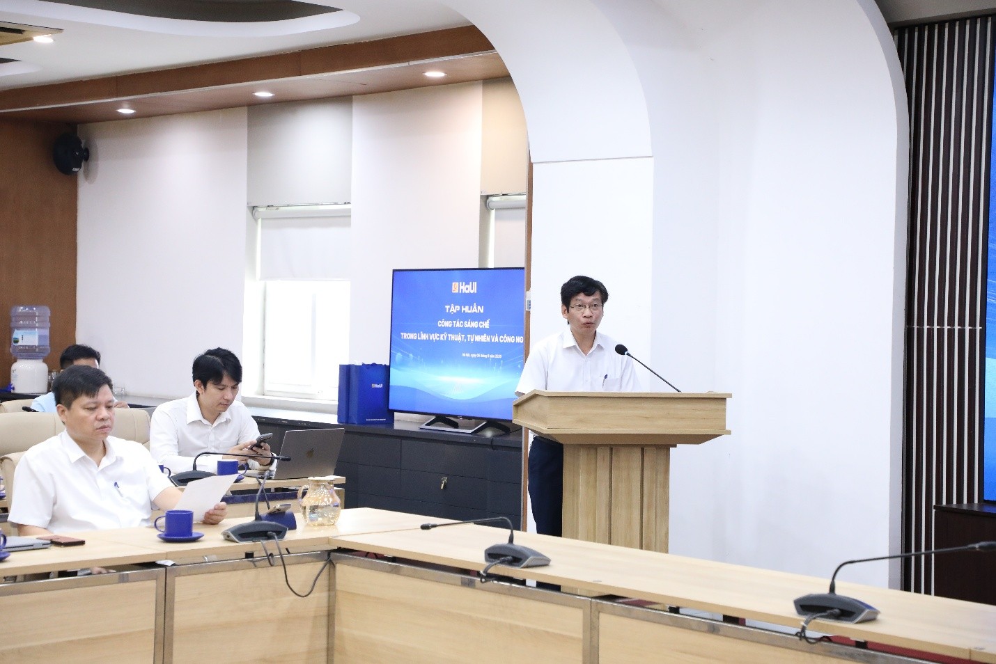 Đại học Công nghiệp Hà Nội tổ chức tập huấn công tác sáng chế trong lĩnh vực kỹ thuật, tự nhiên và công nghệ
