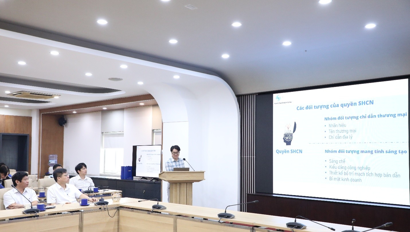 Đại học Công nghiệp Hà Nội tổ chức tập huấn công tác sáng chế trong lĩnh vực kỹ thuật, tự nhiên và công nghệ