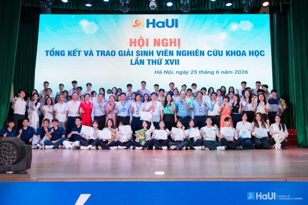 HaUI Student Scientific Research Activity Continues to Innovate and Grow