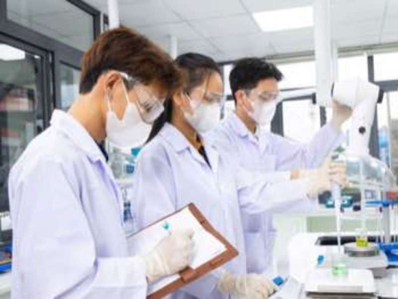 Bộ Khoa học và Công nghệ ban hành Thông tư 52/2026/TT-BKHCN: 11 nhóm vị trí công tác lĩnh vực KH&CN phải định kỳ chuyển đổi