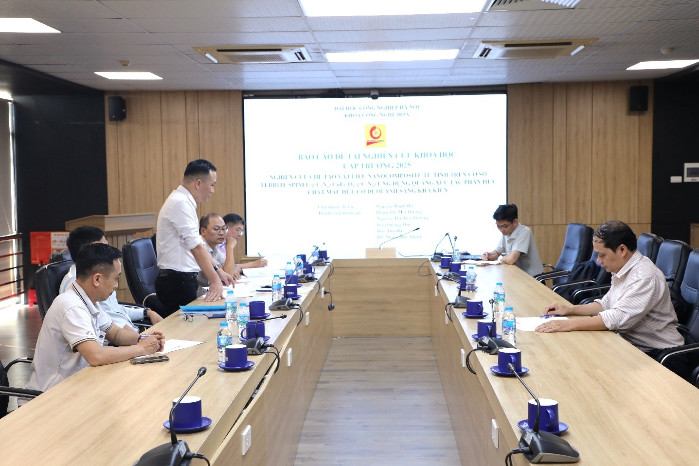 Nghiệm thu nhiệm vụ KH&CN cấp cơ sở năm 2025 “Nghiên cứu chế tạo vật liệu nanocomposite từ tính trên cơ sở spinel ferrite/g-C₃N₄ (CuFe₂O₄/g-C₃N₄) ứng dụng quang xúc tác phân hủy chất màu hữu cơ dưới ánh sáng khả kiến”